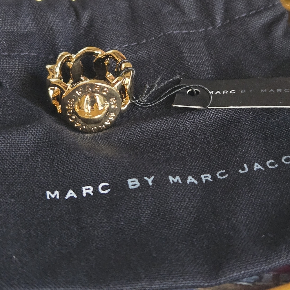 Marc By Marc Jacobs Turnlock Ring Size S/M - Picture 4 of 4